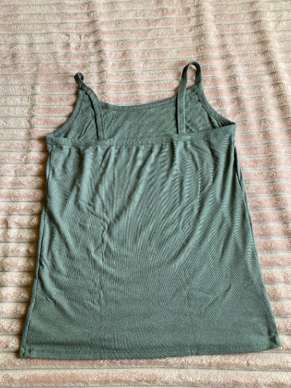 Grey Ribbed Cami - Picture 3 of 4
